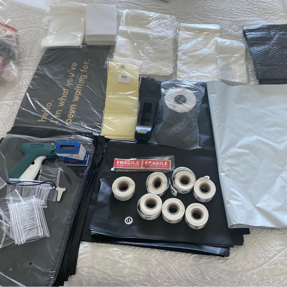 Shipping Items Bundle